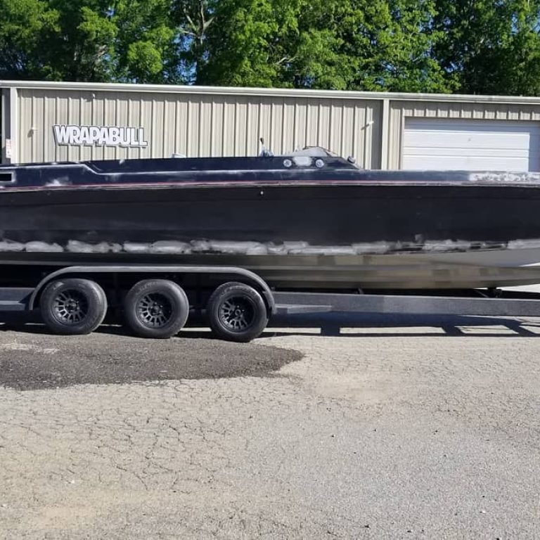 Chris-Craft 32ft Boat